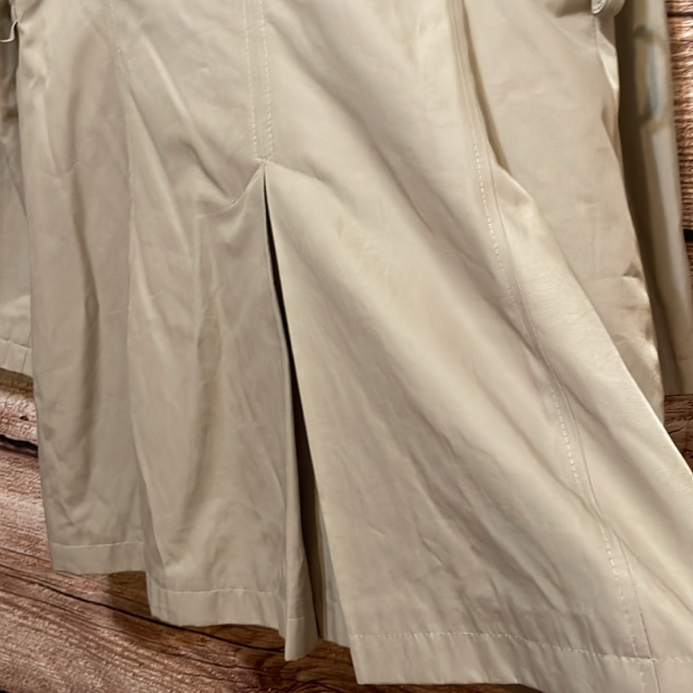 DKNY trench coat - Picture 11 of 13